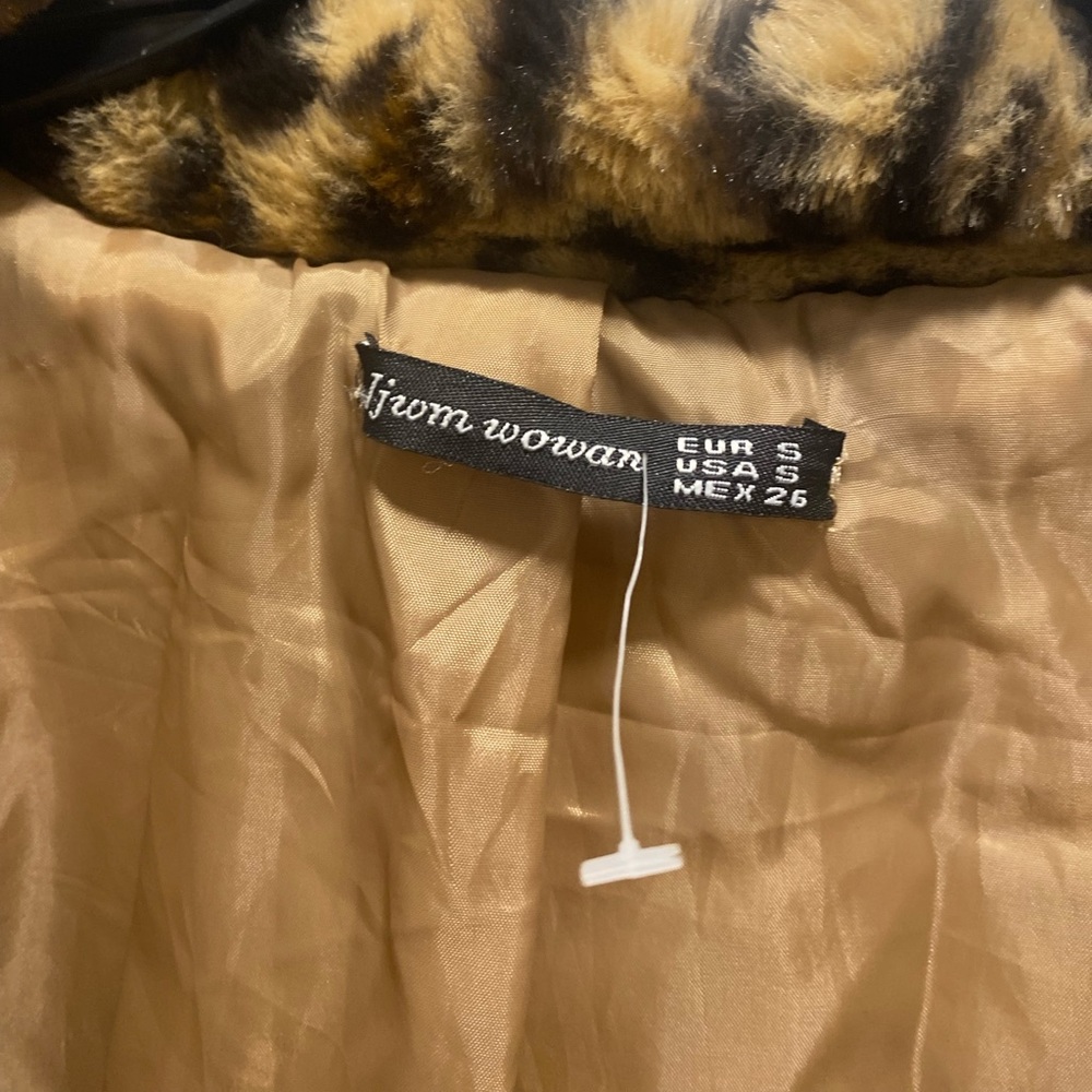 Leopard coat - Picture 4 of 11